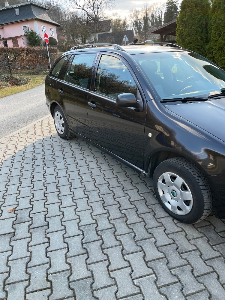 Škoda Fabie - 8