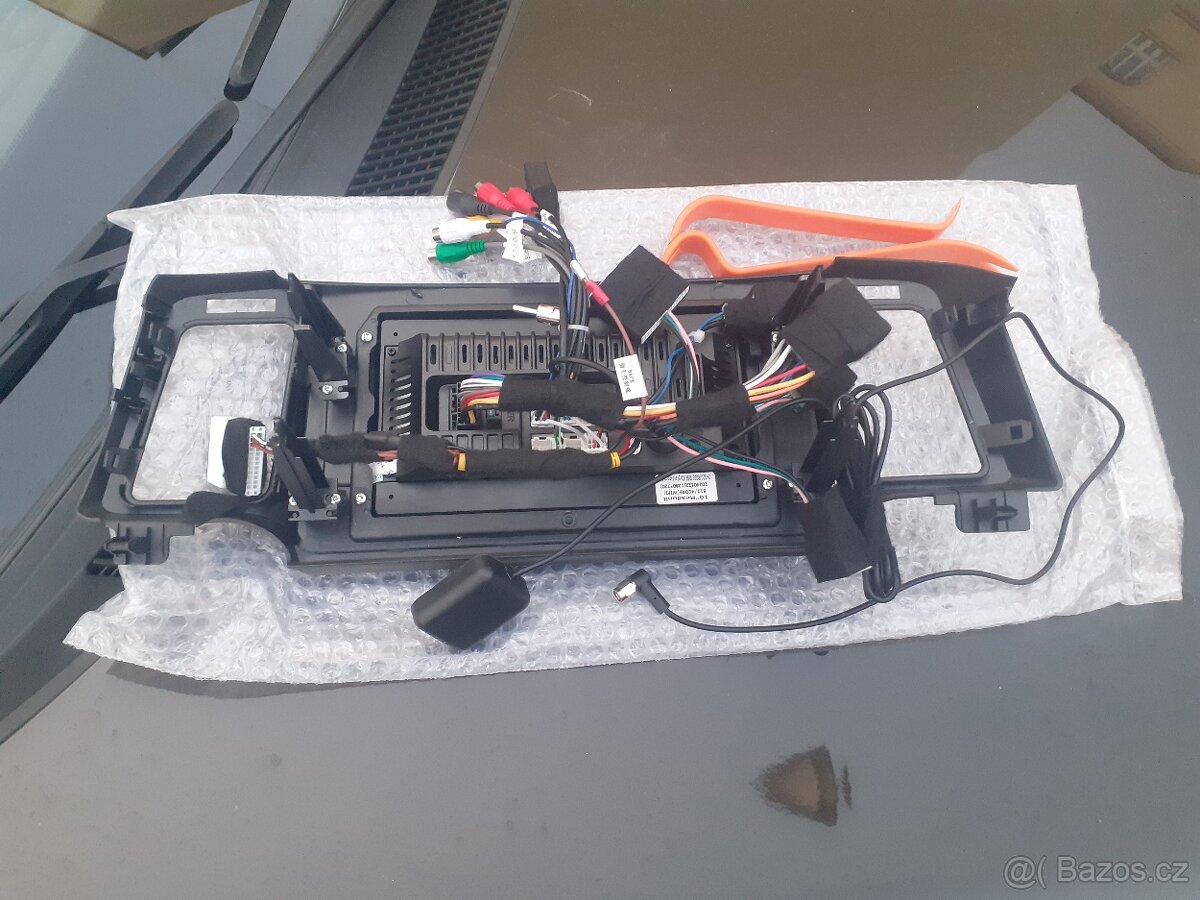 Android pro Toyota RAV4, IV - 8