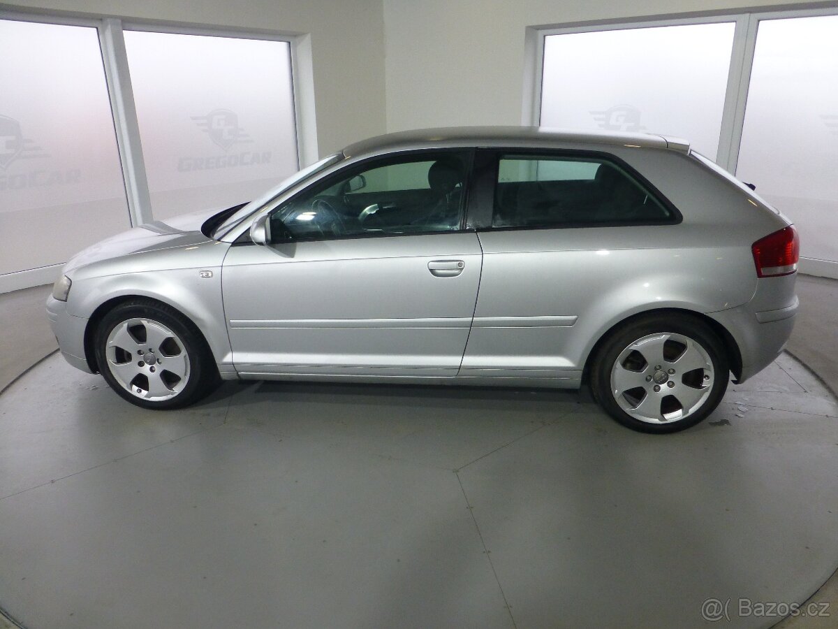 Audi A3 2,0TDI QUATTRO ALU KOLA DIGI - 8