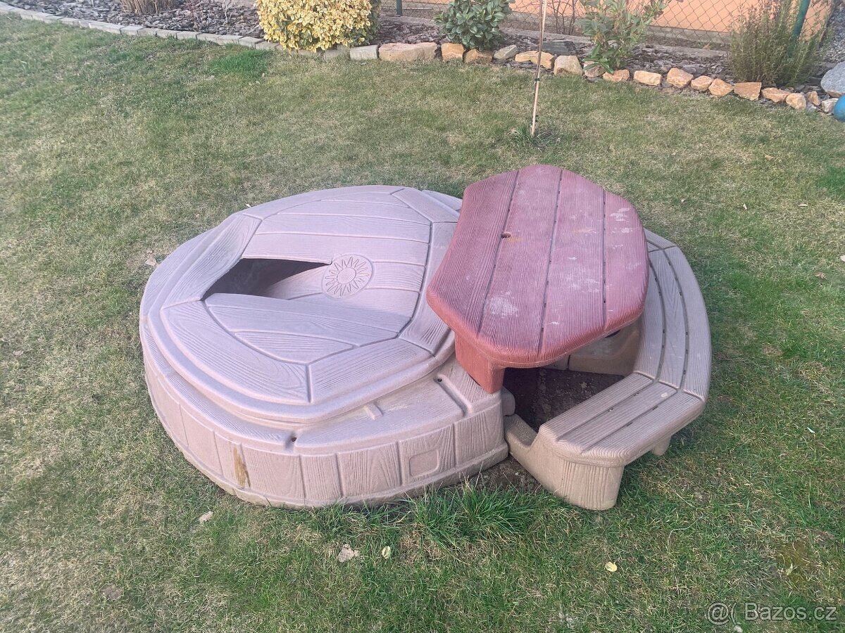 Pískoviště STEP2 + domeček STEP2 - 8