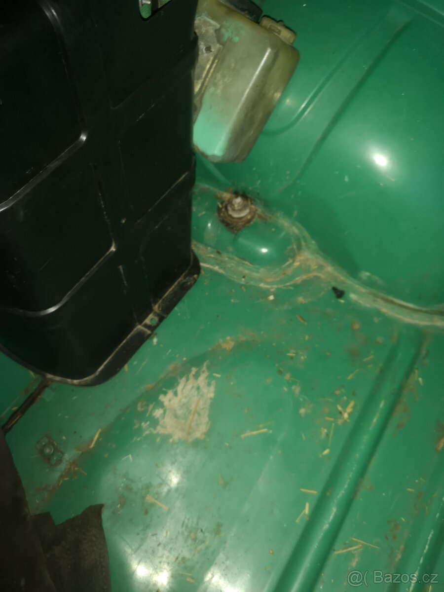 Škoda 105 L 1977 - 8