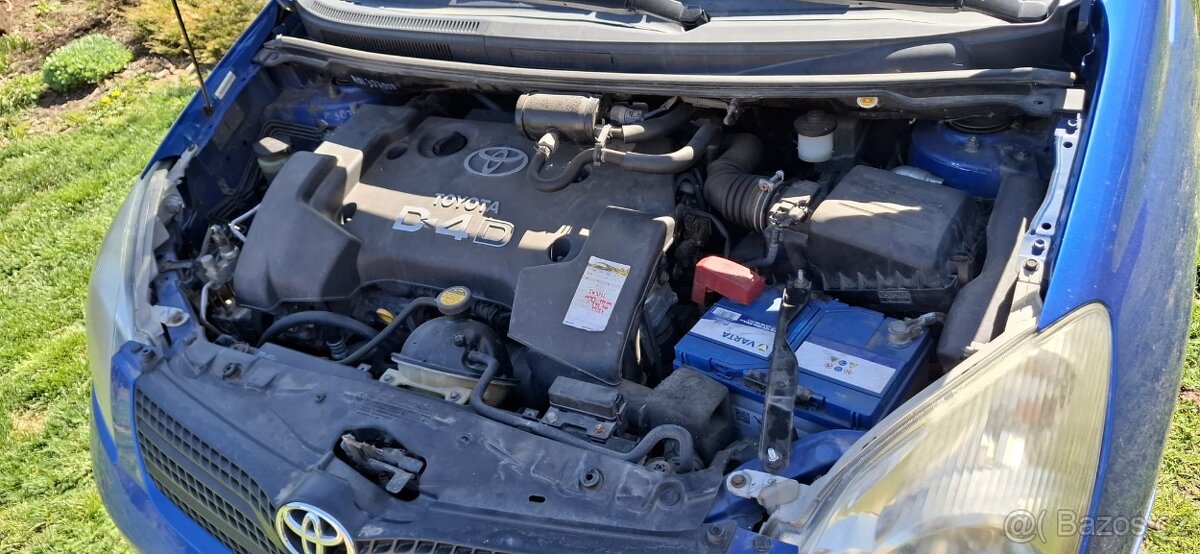 Toyota Corolla Verso - 8