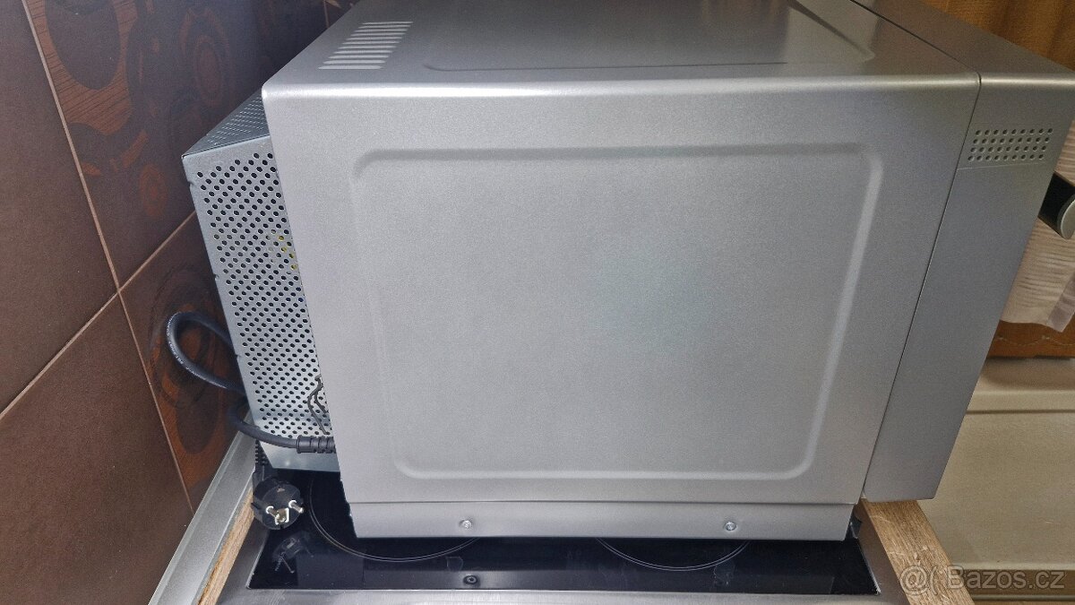 Mikrovlnka multifunkční WHIRPOOL MWSC 83 SB - 8