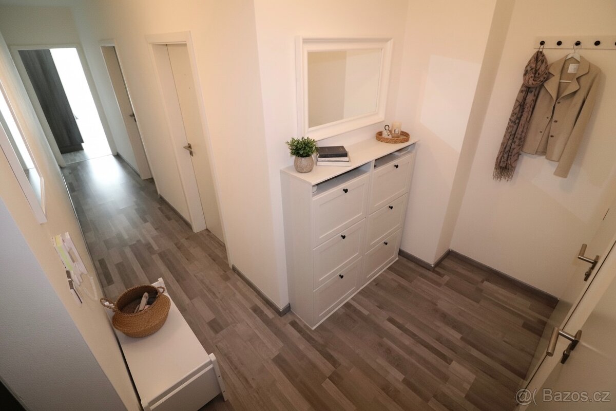 Pronájem byt 3+KK se zahrádkou, Zlín – Prštné - 8