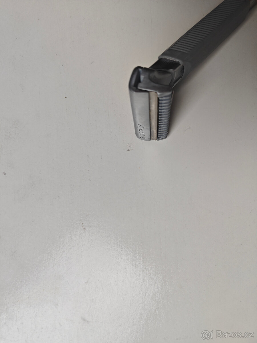 Holicí strojek jednobřitý - 8