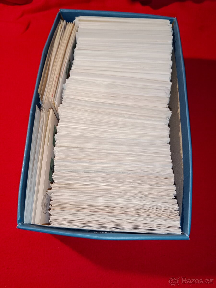 Známky, razítka atd. cca 1 000 ks - 8