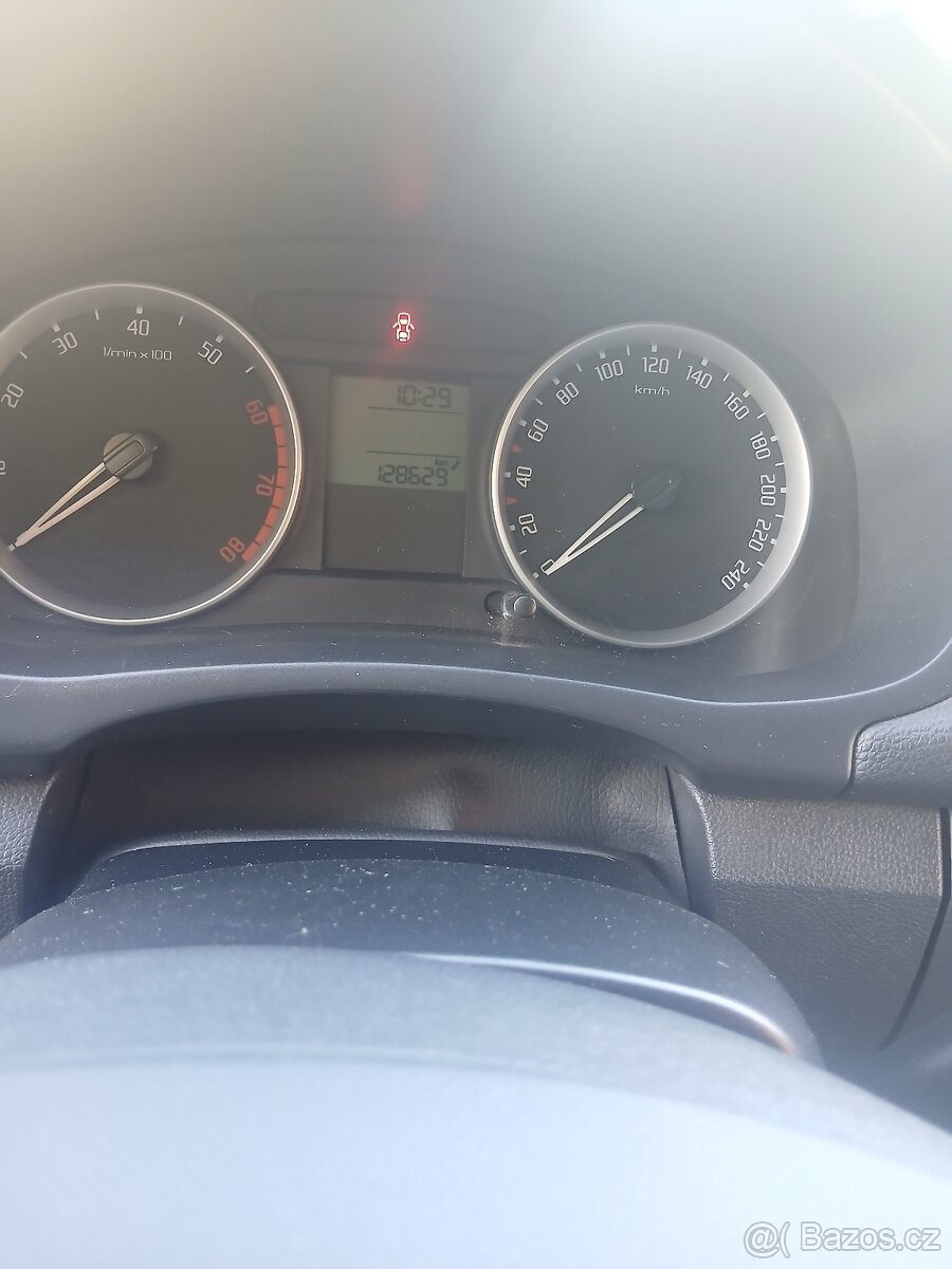 Fabia combi 1,2 51kW 2009 - klima - 8