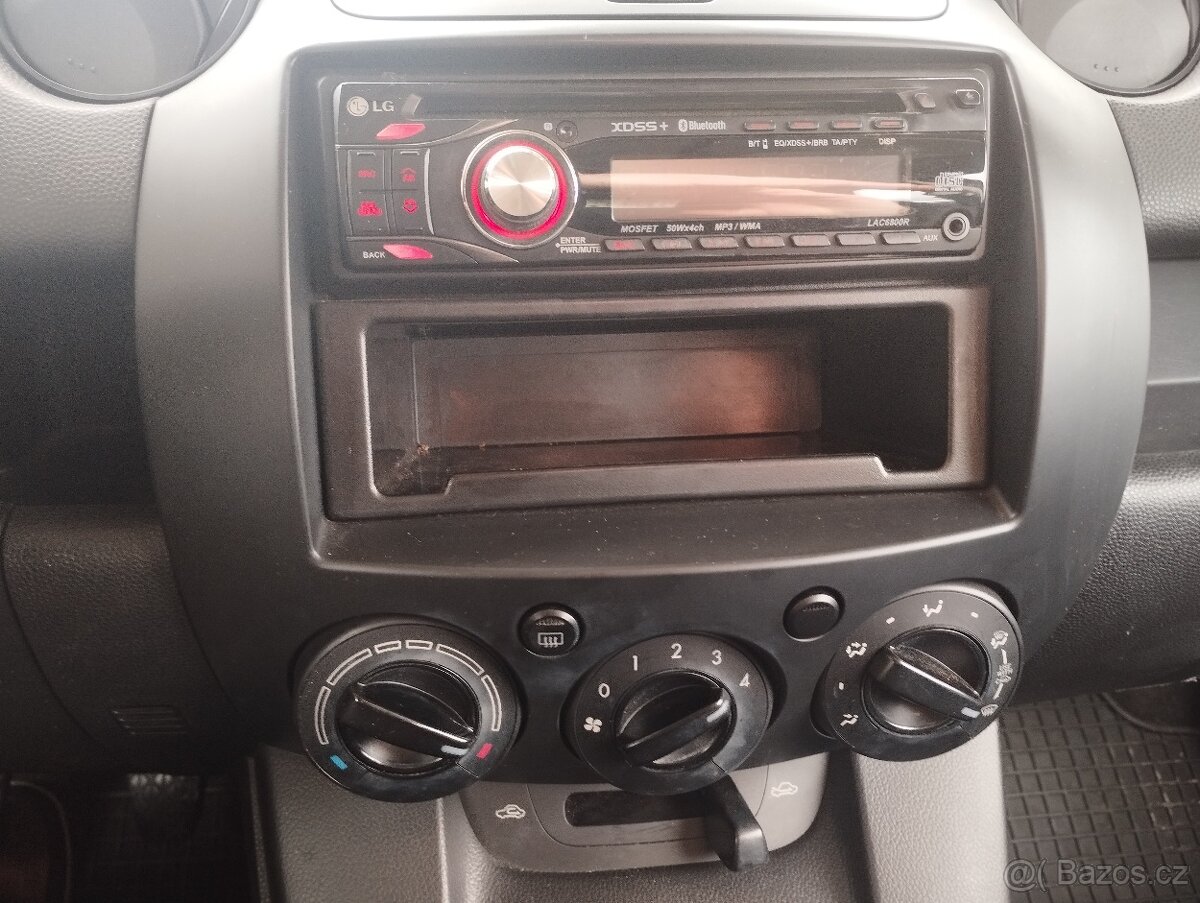 Mazda 2 1.3i 55KW 100%KM, Nové ČR - 8