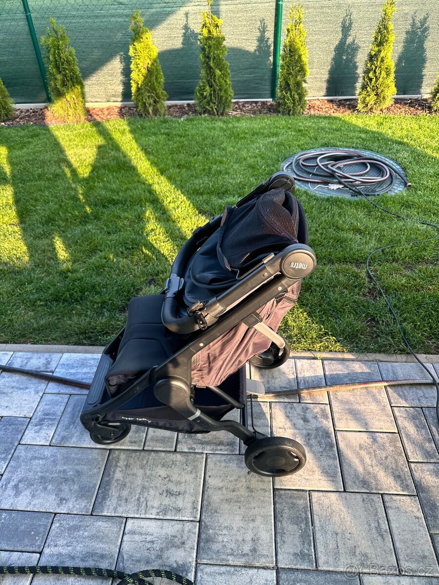 Kočárek/Golfky Metro Ergobaby - 8