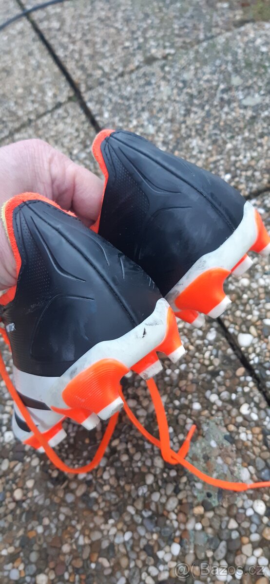 kopacky Adidas Predator 42, stelka 26cm - 8