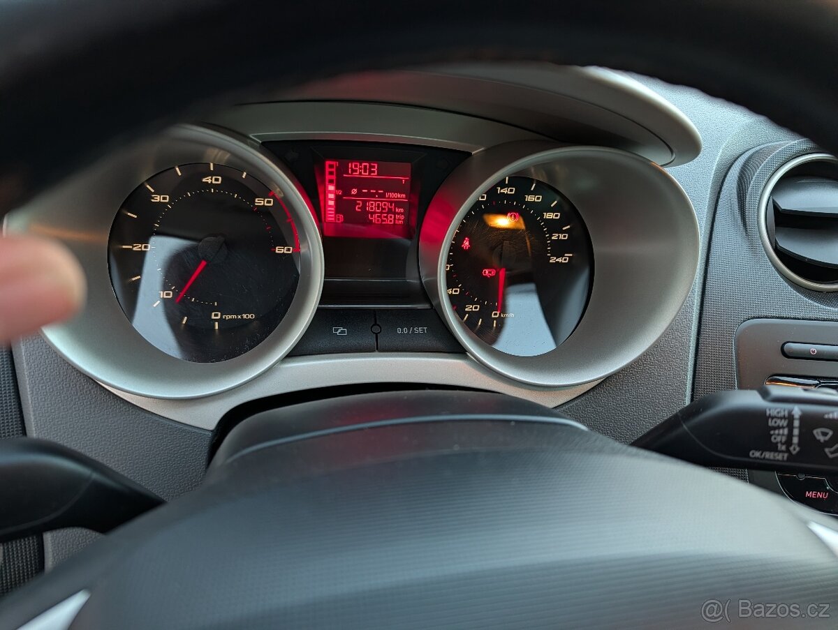 Seat Ibiza 1.6tdi - 8