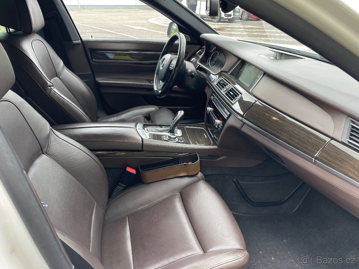 BMW 750D xdrive - 8