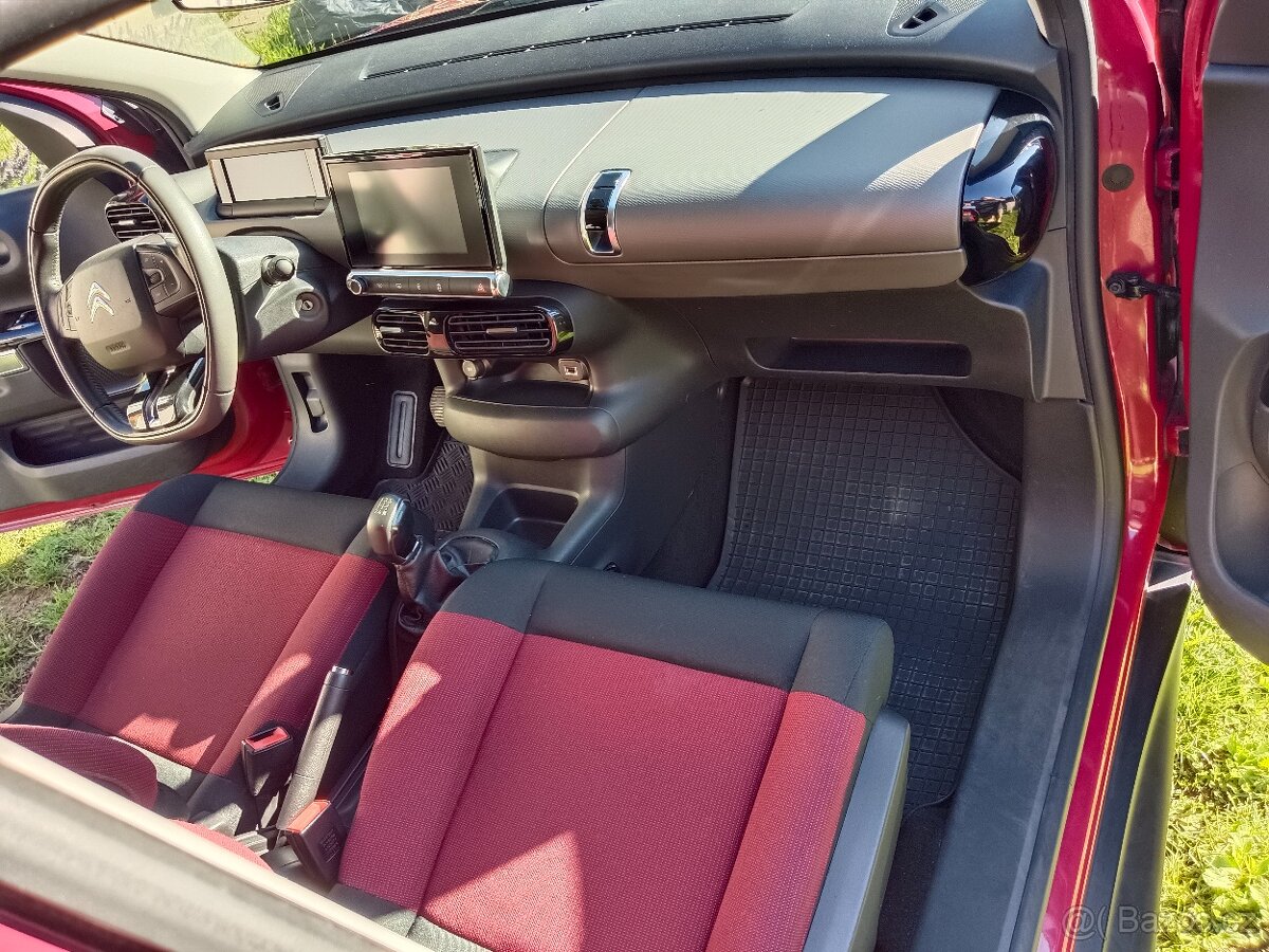 Citroen C4 Caktus 1,2 Benz. rok 2018 5 míst manuál - 8