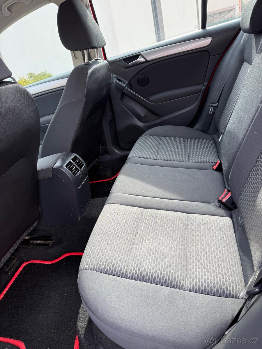 Volkswagen Golf VI - 8