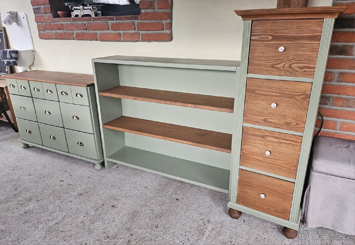 Vysoká dřevěná venkovská komoda - 8