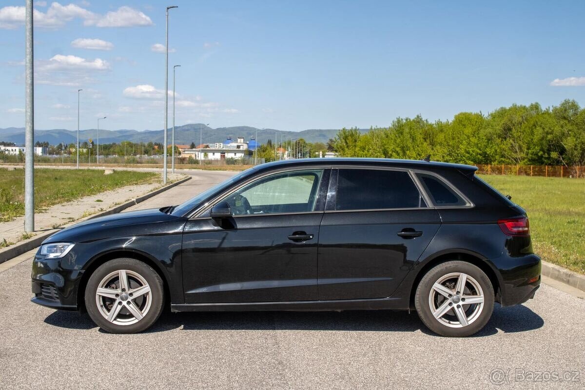 Audi A3 30 1.6TDi automat - 8