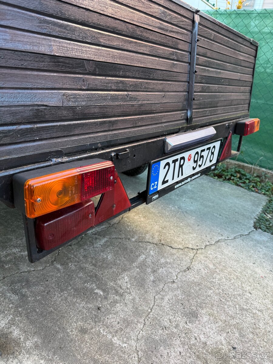 Přívěsný vozík - 8