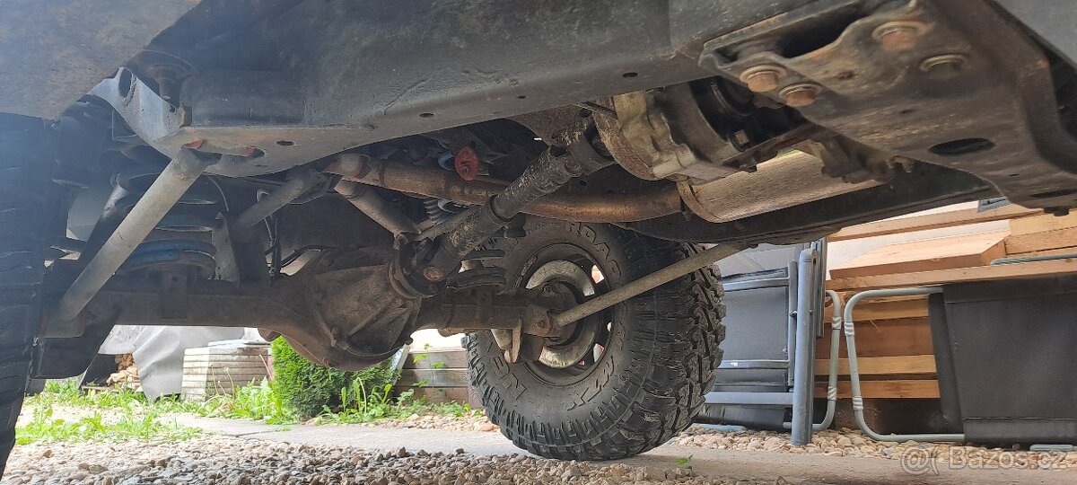 Nissan patrol y60 - 8