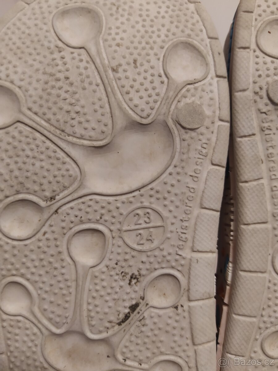 Dětské boty, papuče, gumáky, sandály apod. (B) - 8