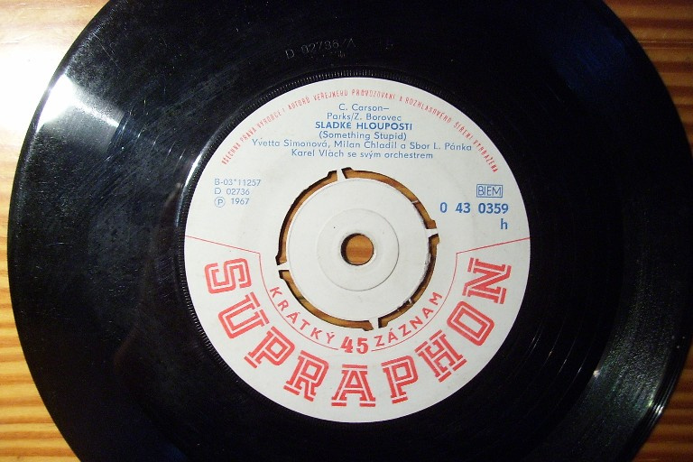 SP desky Y.Simonová,M.Chladil z let 1965-1968-set 6 ks - 8