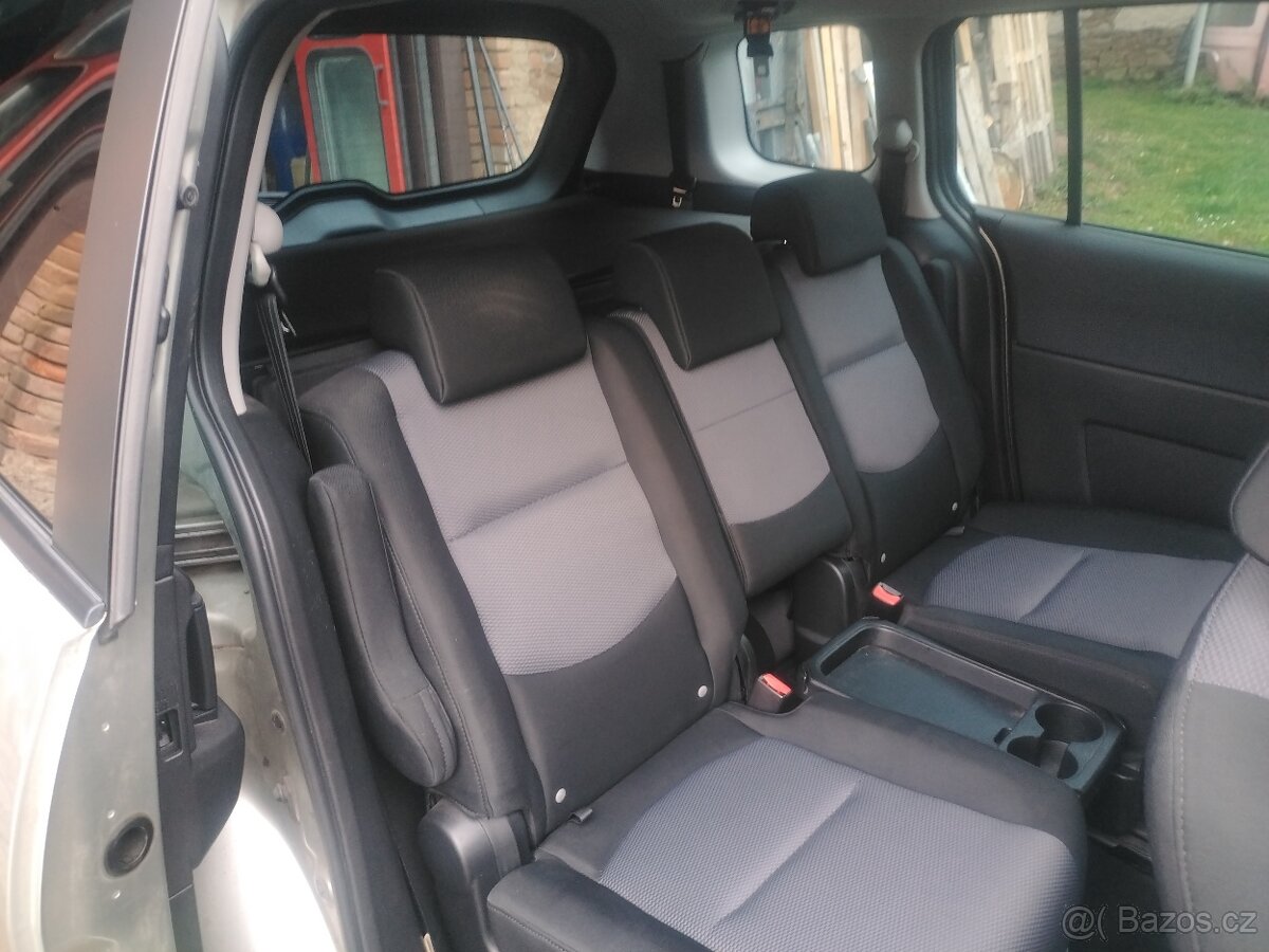 Mazda 5 MPV 2007 - 8