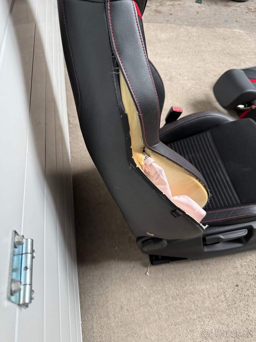 Sedačky + Tapecírunk Octavia 3 RS - 8