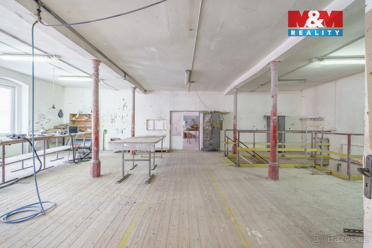 Prodej výrobního objektu, 2100 m², K. Vary, ul. Sokolovská - 8