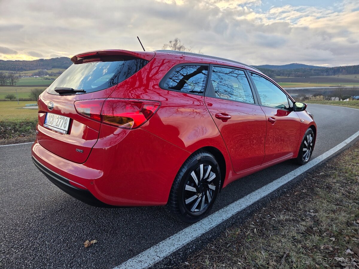 KIA CEED COMBI - KUP ČR - NAFTA - UDRŽOVANÝ - 2016 - 8