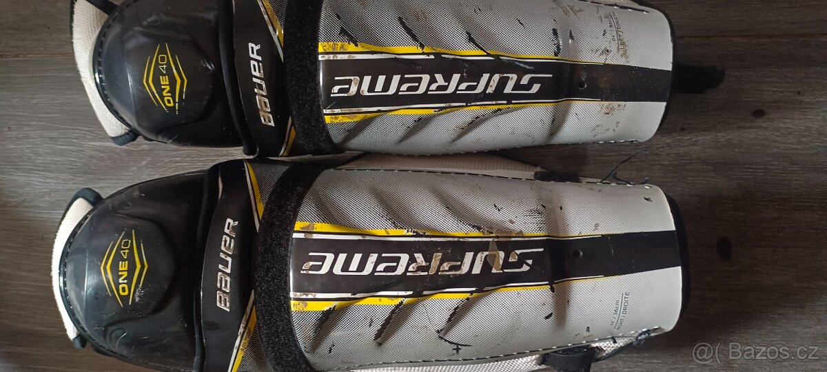 Hokejová výstroj - 8