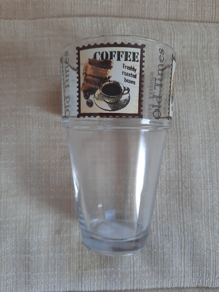 Různé sklenice - 8