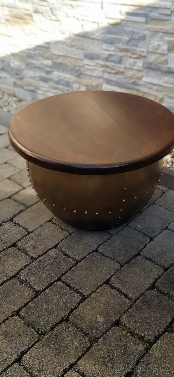 Kulatý industriální konferenční stolek - 8