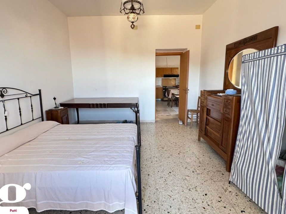 Sicílie, RD 5+1, 130 m2, v histor. centru Patti, Via Roma - 8