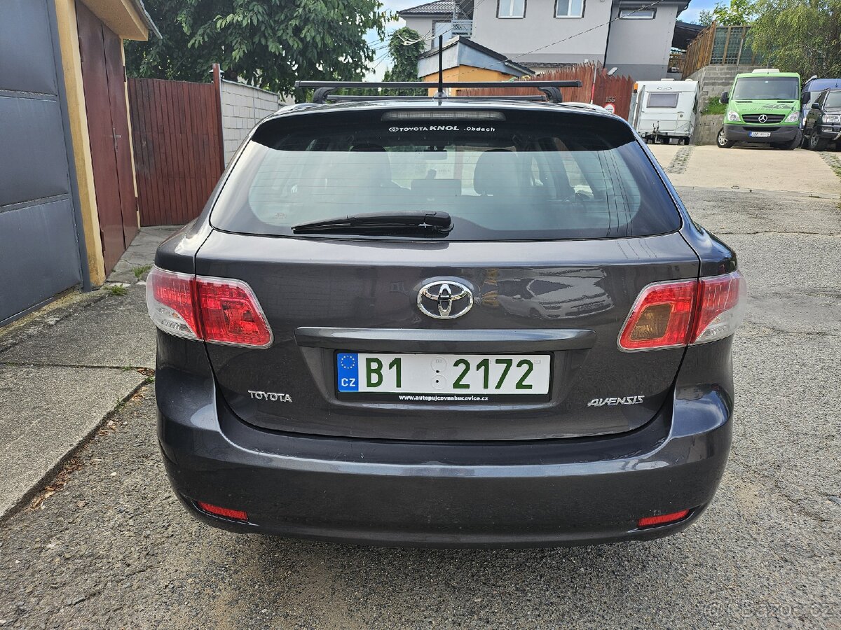Toyota Avensis kombi ,2.0D-4D 93kW,klima - 8