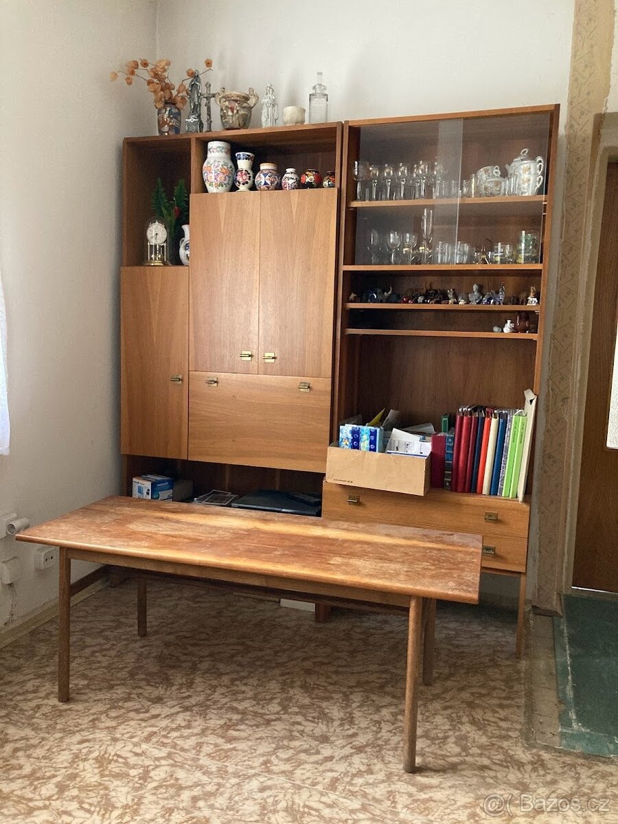 RETRO - OBÝVACÍ STĚNA ČTYŘDÍLNÁ - 8