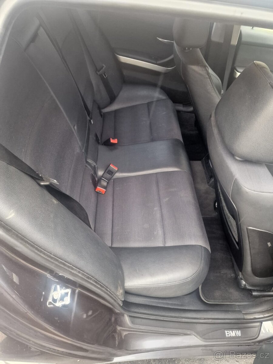 BMW 330xi Touring (E91) – xDrive – 3.0 benzín Automat Rok vý - 8