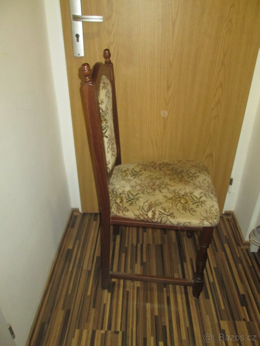 Starožitná řezbovaná židle - 8