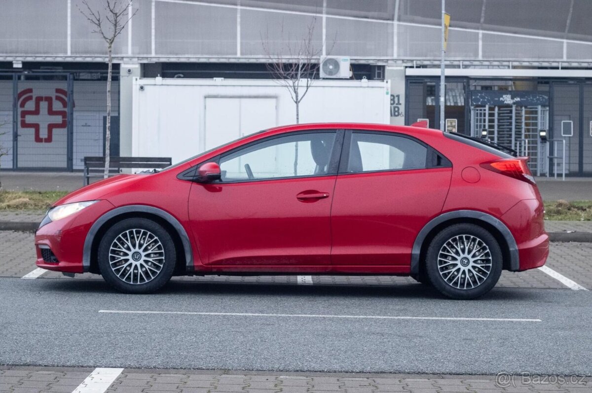 Honda Civic 73kW (2012) - 8