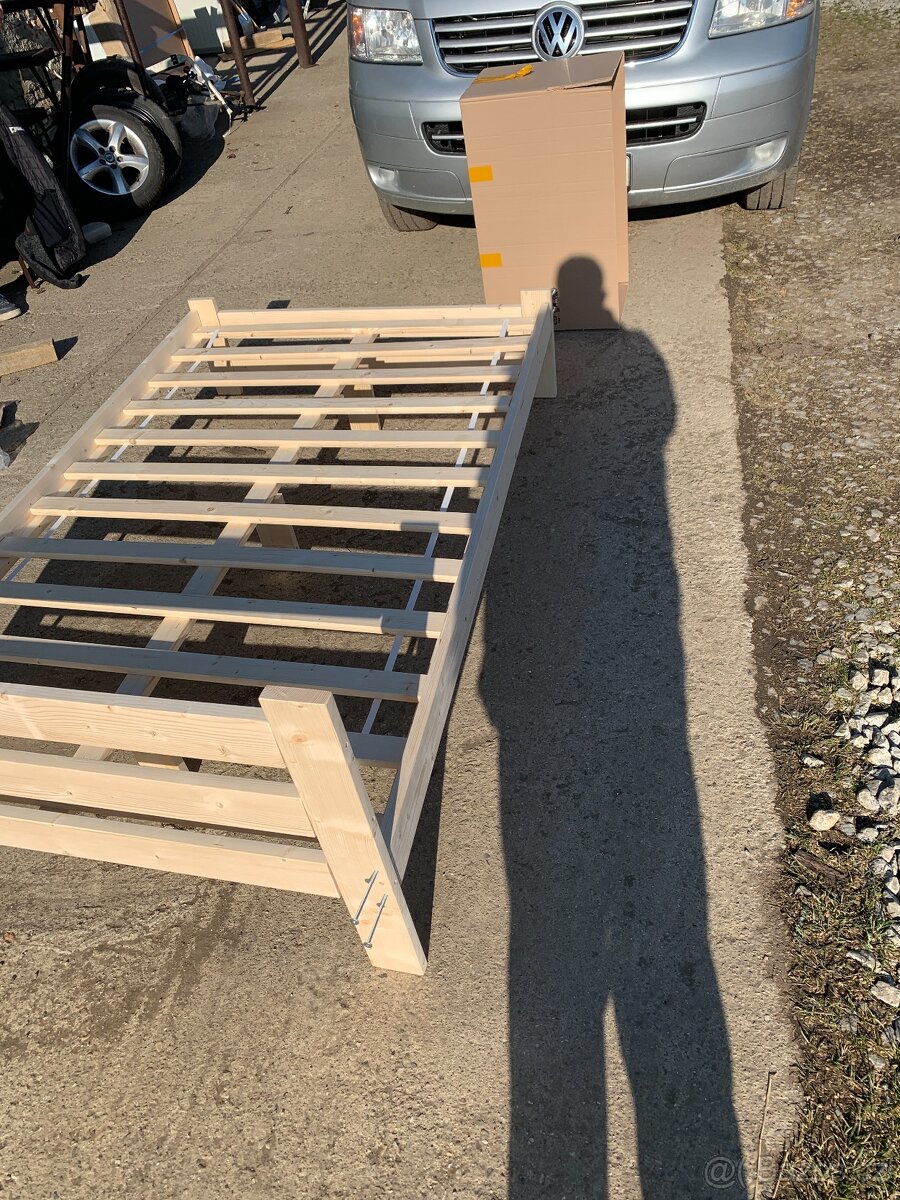 drevena postel 120x200 borovice S rostem Nova - 8