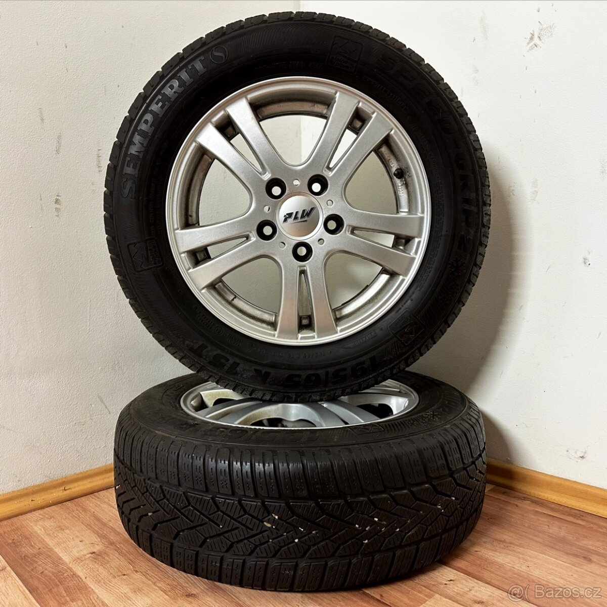 PLW - VW/ŠKODA 5x112 R15 ET44+ZIMNÍ 195/65R15 6mm - 8