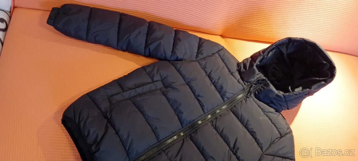 N.ová chlapecká zimní prošívaná bunda H&M vel.140 - 8