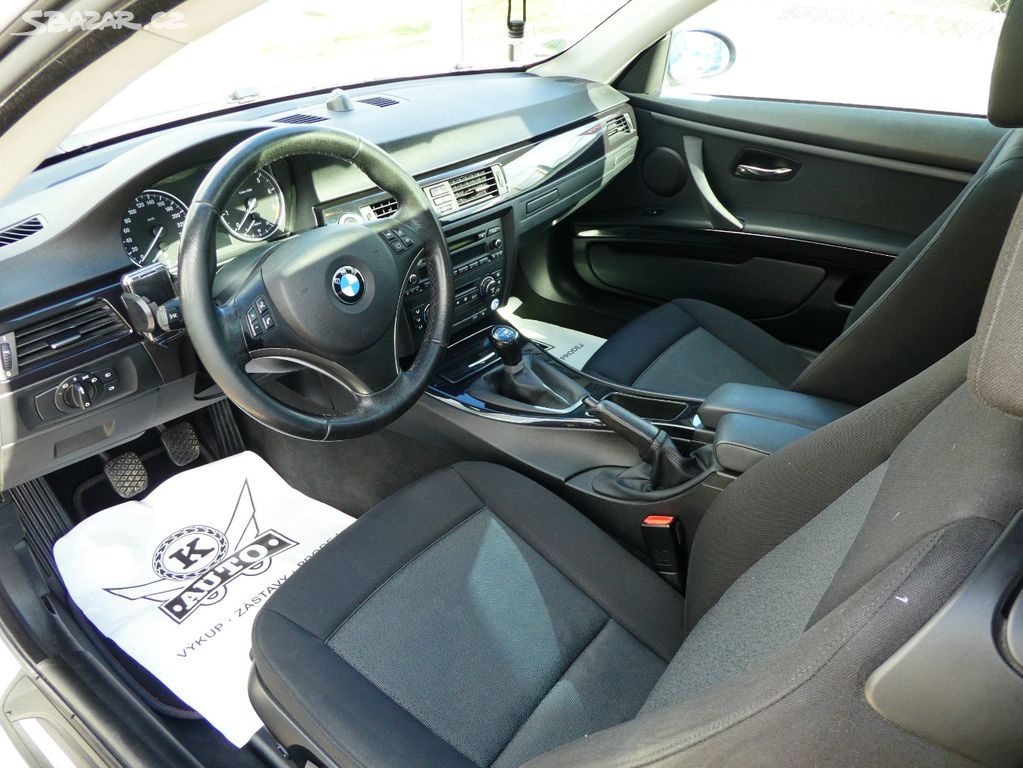 BMW 320i 125kW Xenony,PDC - 8