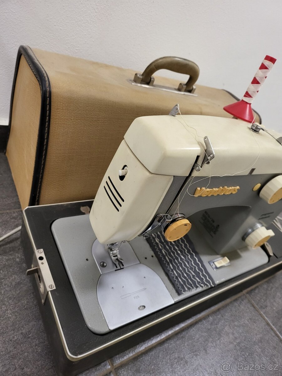 šicí stroj Veritas - 8