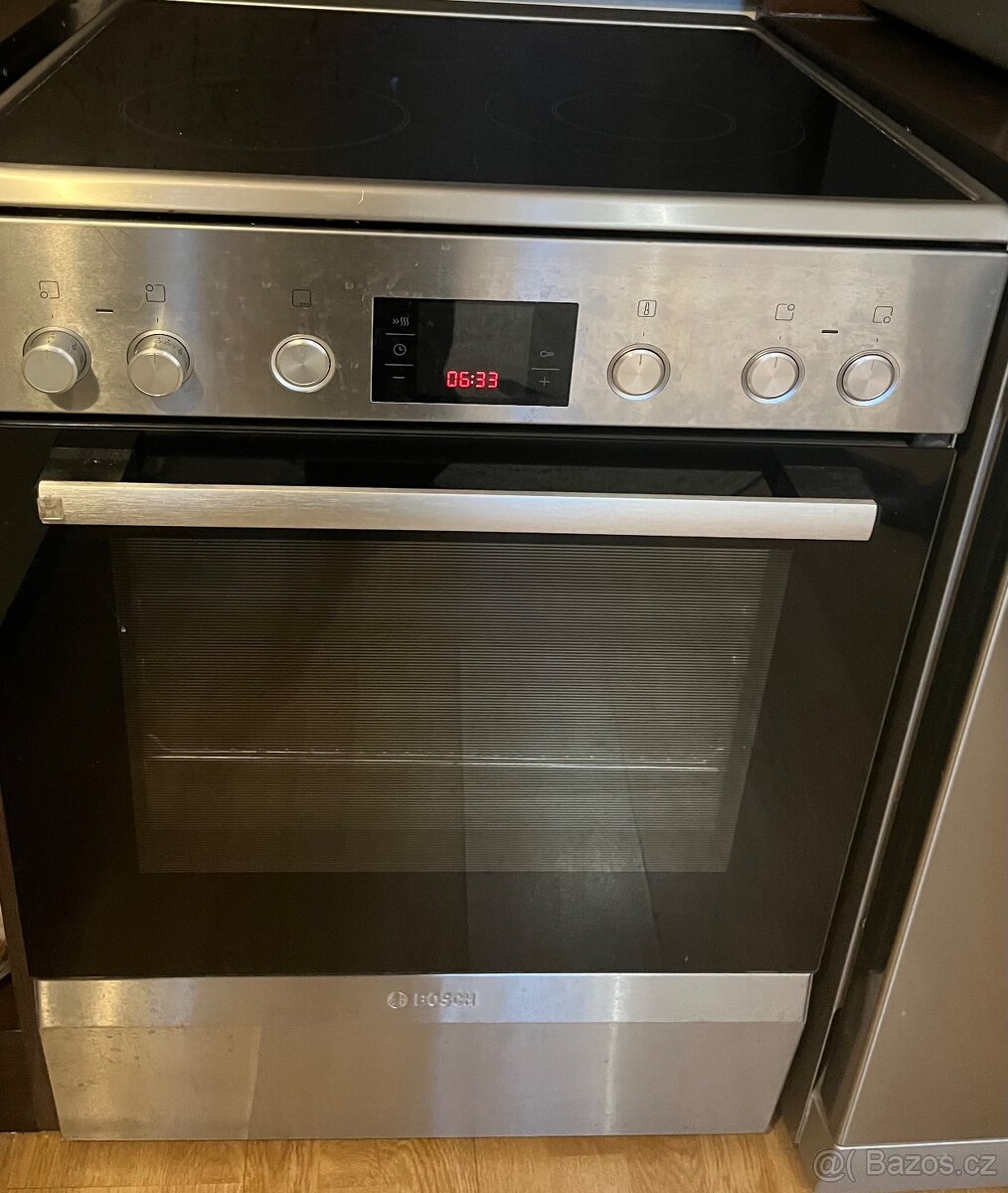 Kuchyňská linka včetně spotřebičů - 8