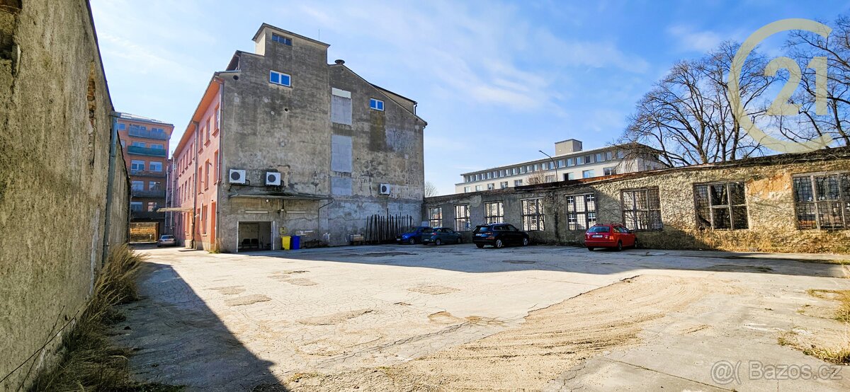 Komerční areál v Blansku k prodeji - 8