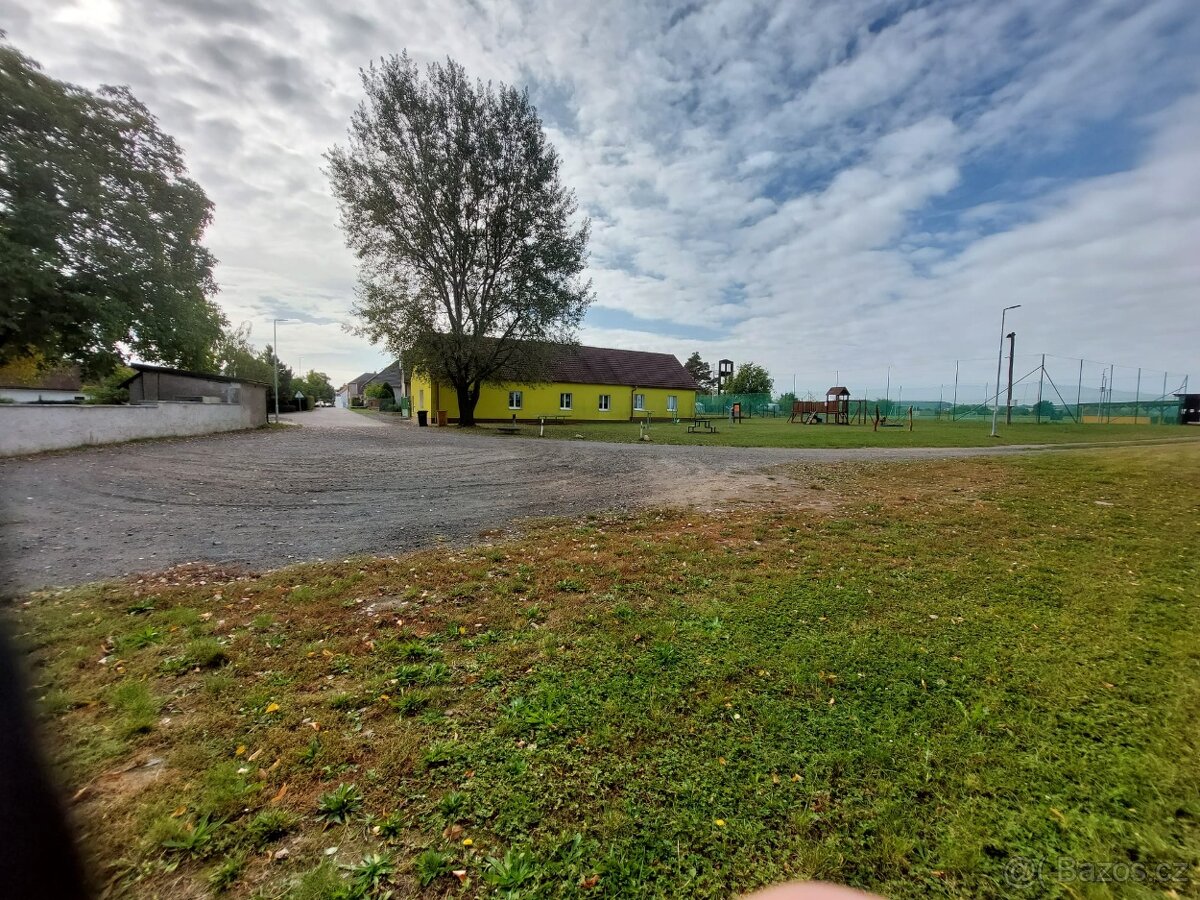 Nabízíme k prodej stavební pozemky - Čáslav a okolí - 8