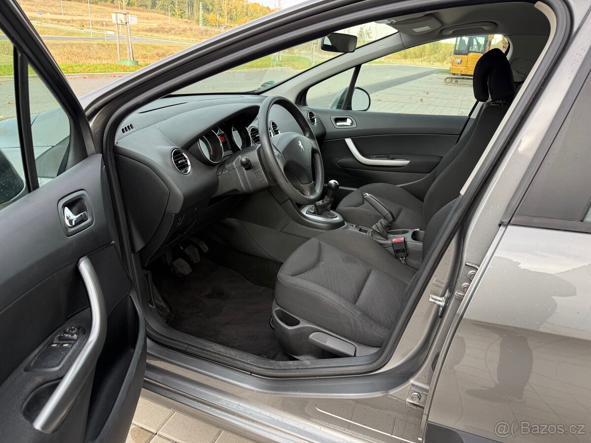 PEUGEOT 307 kombi, nová STK, nové zimní pneumatiky - 8