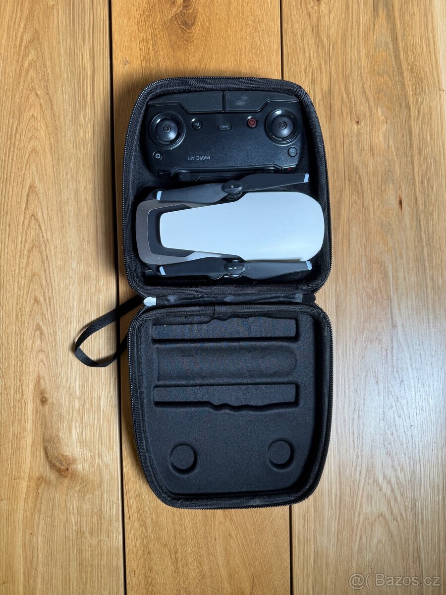 Dron DJI Mavic Air Fly More Combo - 8