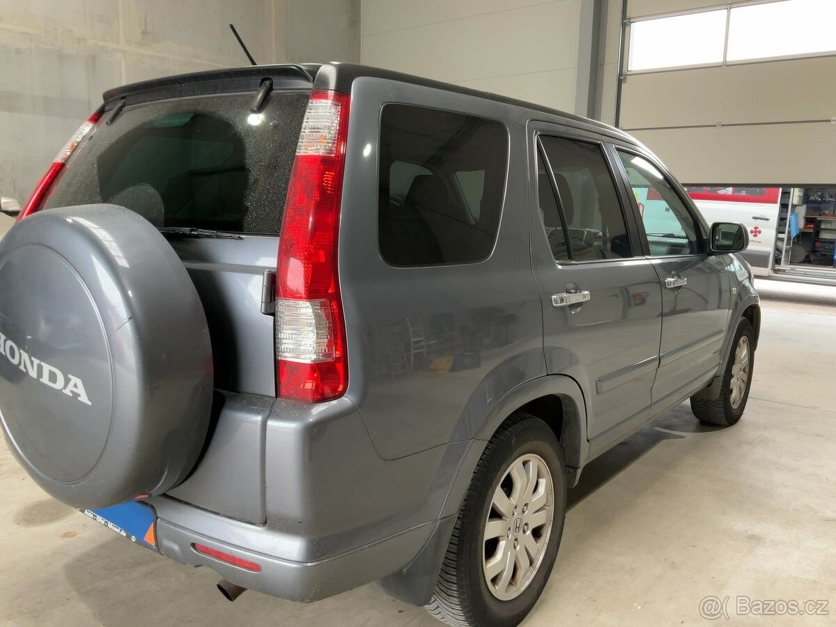 Honda CR-V 4 x 4 2,2 CTDI-PRODÁNO - 8