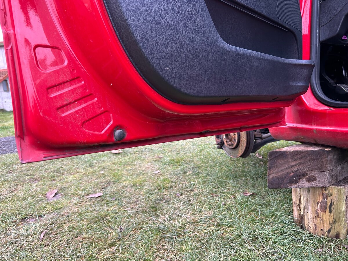 Levé přední dveře Škoda Fabia 2 - 8