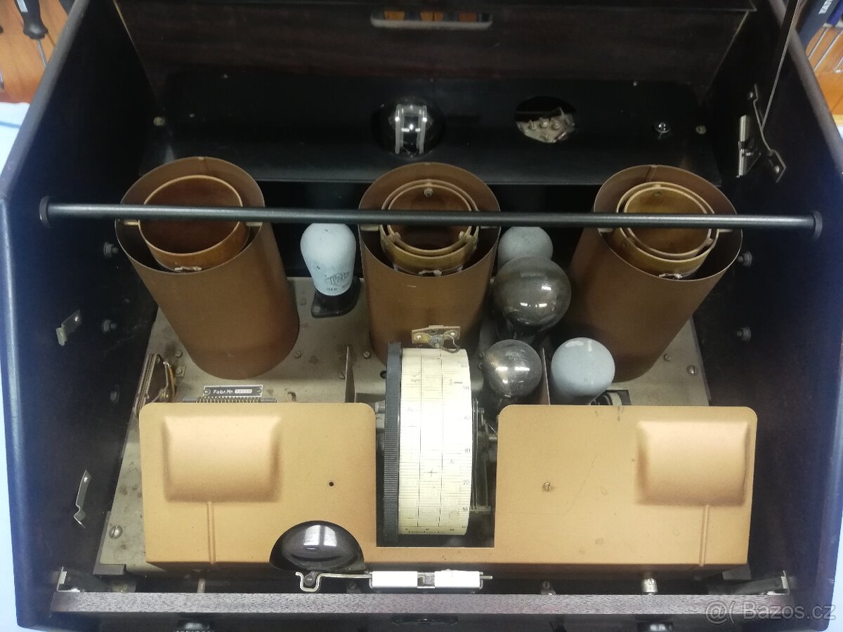 Prodám rádio telefunken 90w - 8